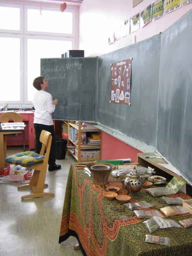 lino-in-der-schule Lino beim Referat